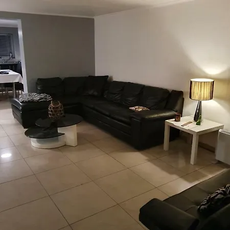 Relax House